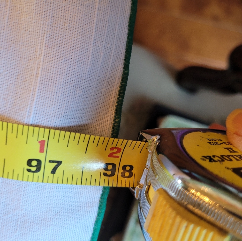 Holiday tablecloth - Picture 5 of 11